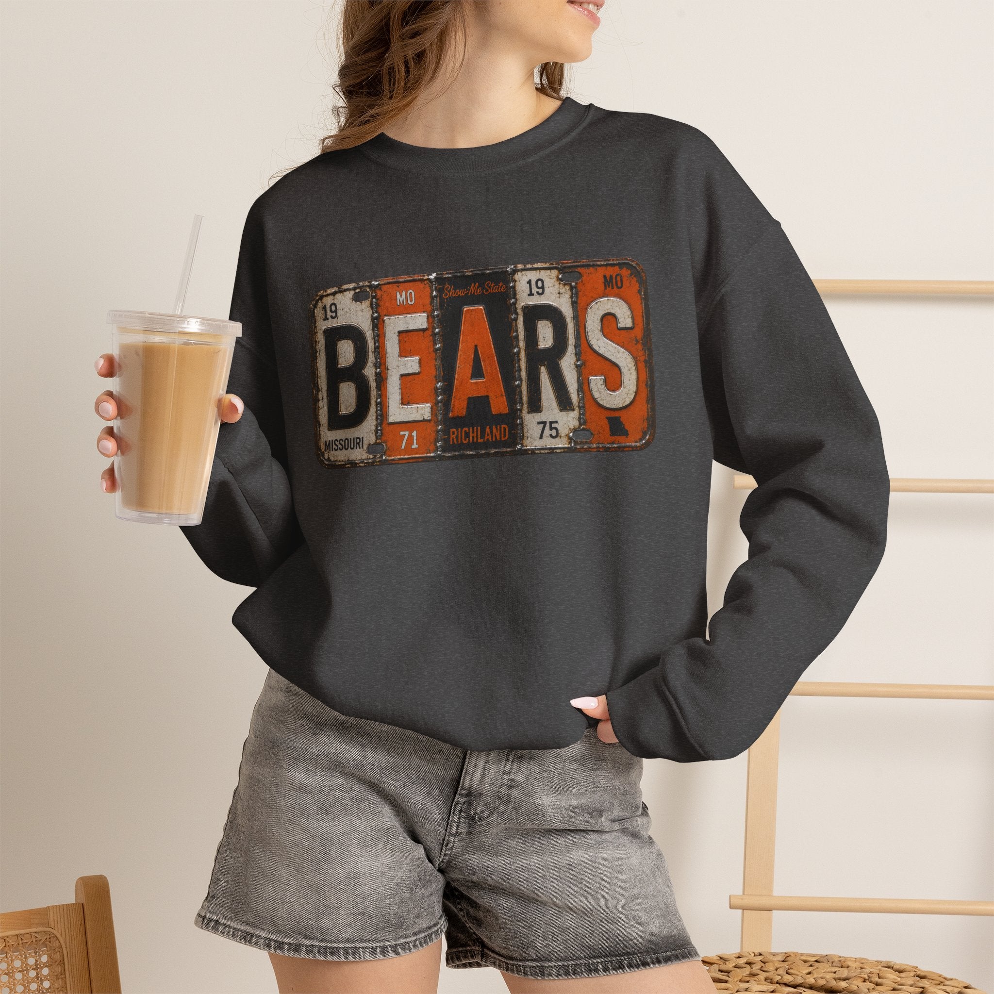 Richland Bears Vintage Plate Crewneck Sweatshirt
